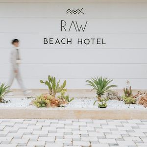 Raw Beach Hotel